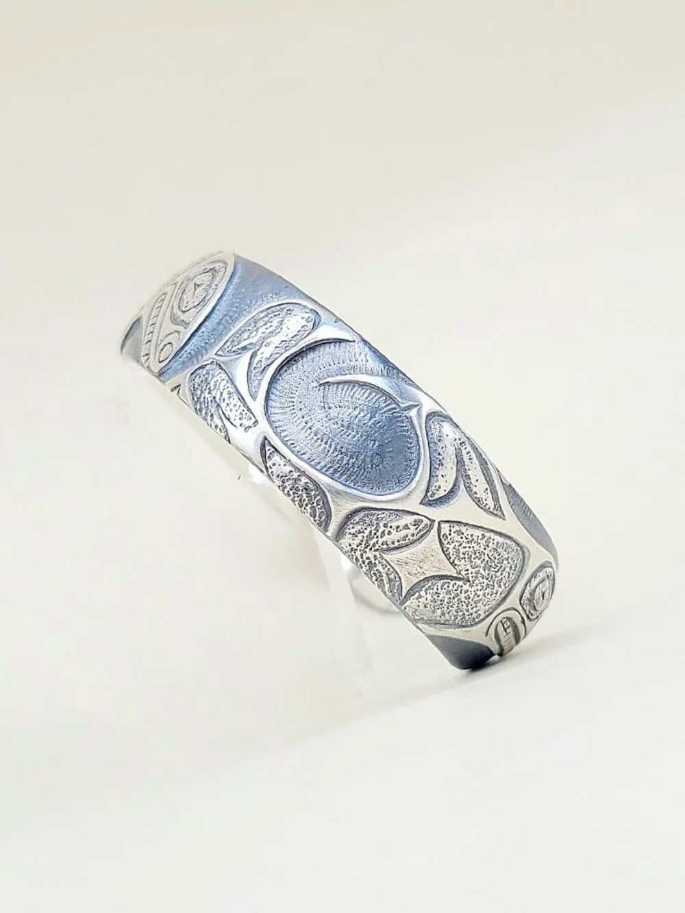 David Yurman Wide Northwest Cuff Bracelet in Sterling Silver - 17mm - 7" - Picture 9 of 13